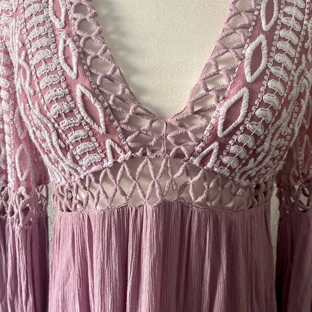 Dress - Picture 8 of 16